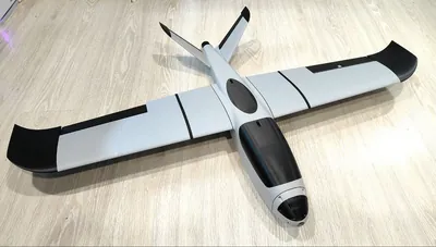 FPV-самолёт с V-образным хвостом